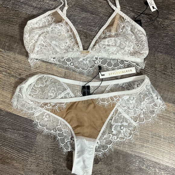 Stylestalker Mellina set  White sheer lace and scallop edges new size Small B39 - Picture 4 of 10